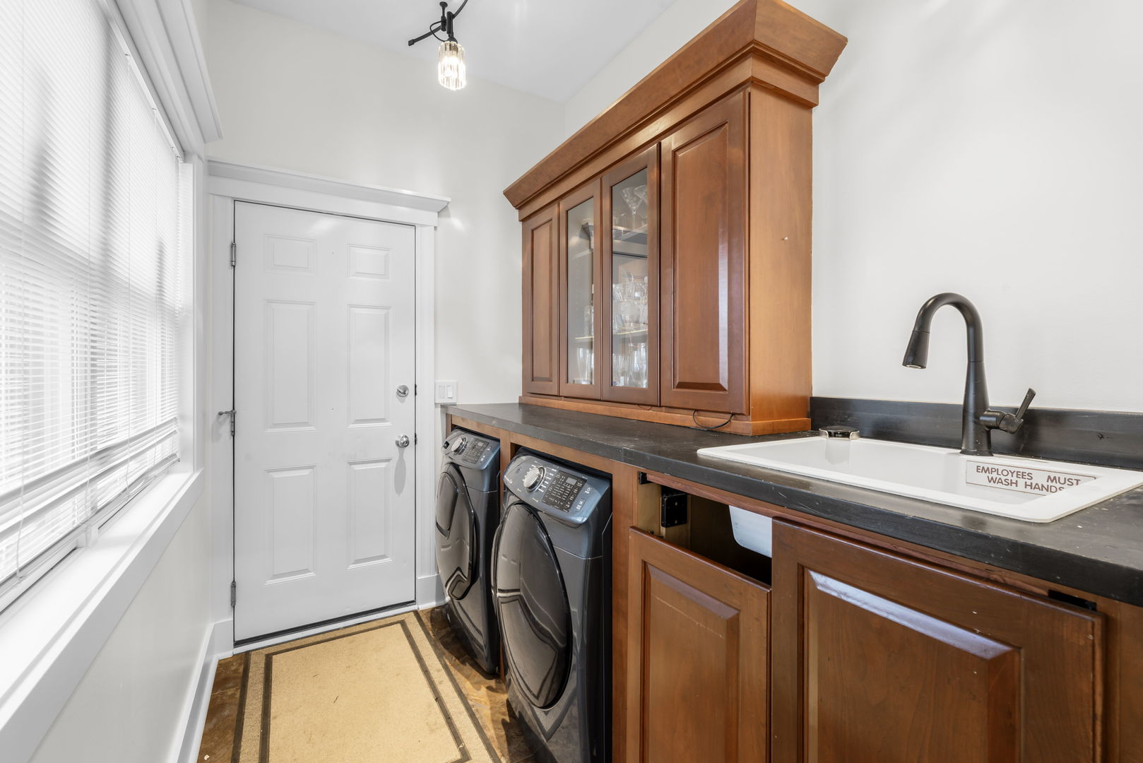 Geneva, Illinois, 60134, United States, 4 Bedrooms Bedrooms, ,4 BathroomsBathrooms,Residential,For Sale,1965070