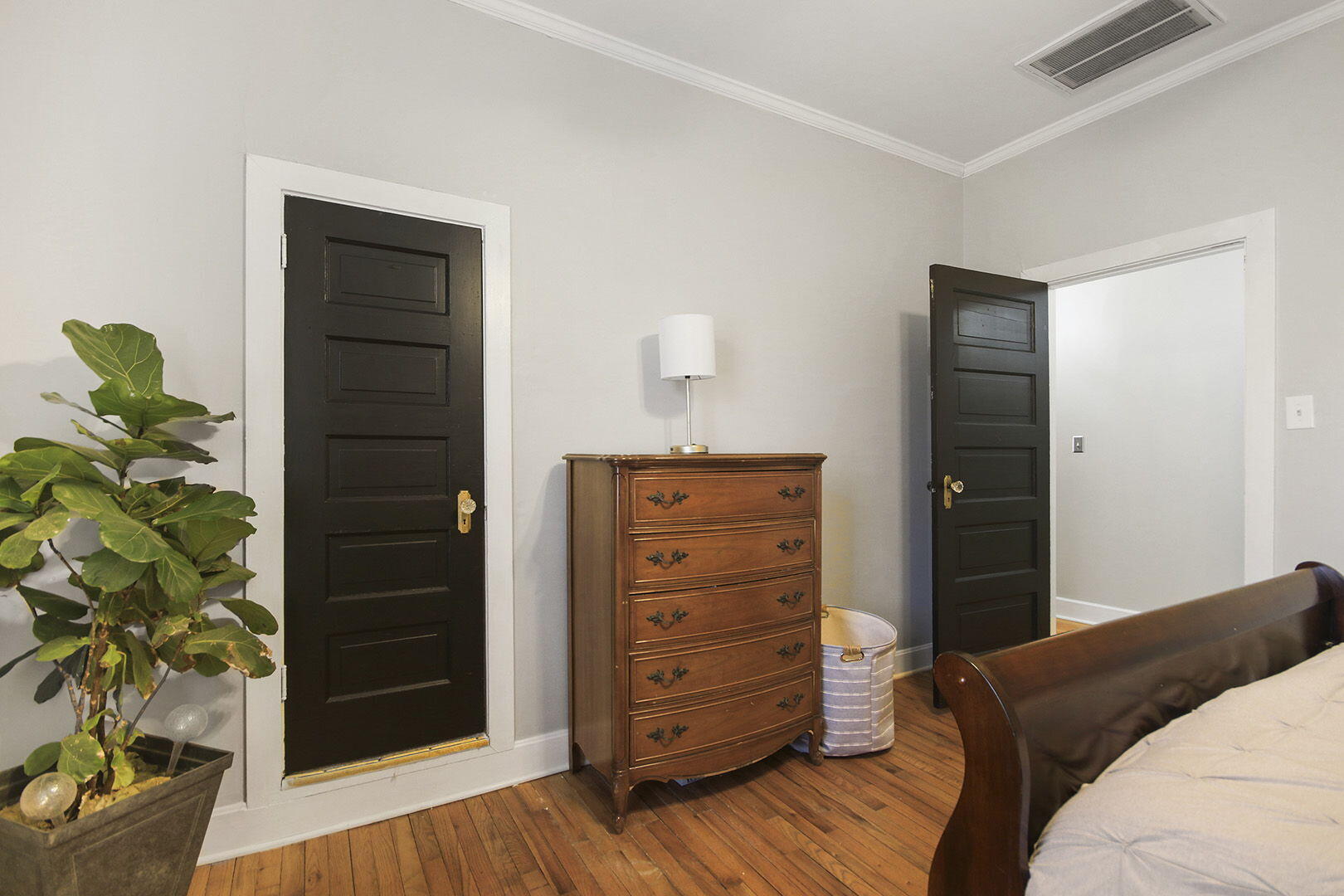 MOBERLY, Missouri, 65270, United States, 5 Bedrooms Bedrooms, ,5 BathroomsBathrooms,Residential,For Sale,2009284