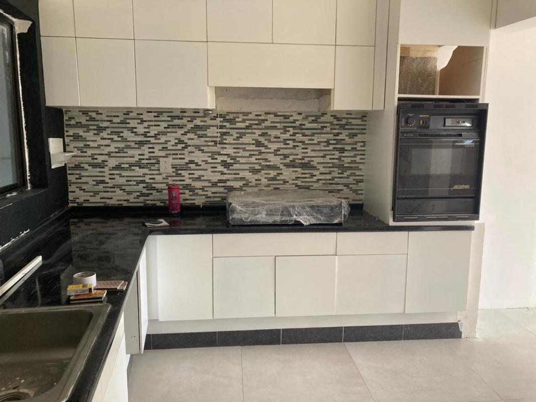 Loma de San Juan, Querétaro, Querétaro, 76060, Mexico, 3 Bedrooms Bedrooms, ,4 BathroomsBathrooms,Residential,For Sale,Loma de San Juan,1619388