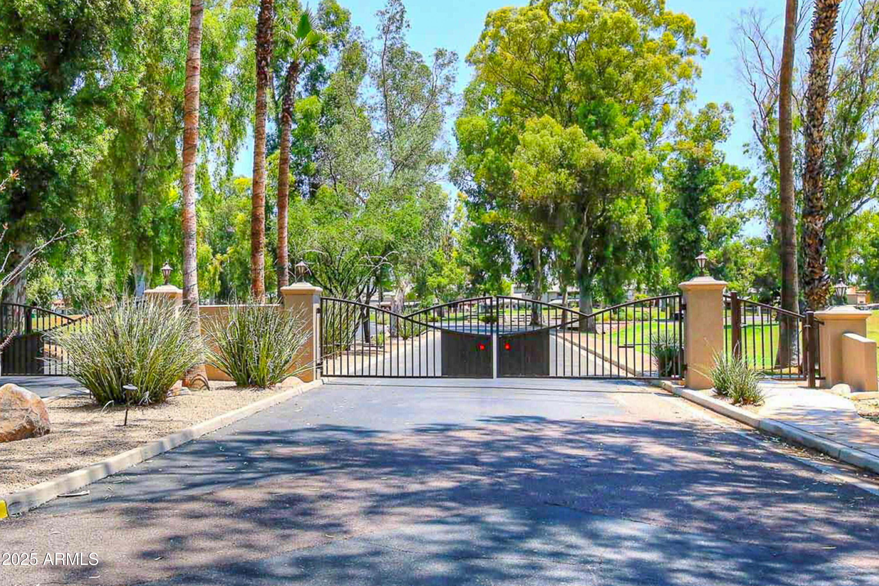 Scottsdale, Arizona, 85260, United States, 3 Bedrooms Bedrooms, ,2 BathroomsBathrooms,Residential,For Sale,1987534