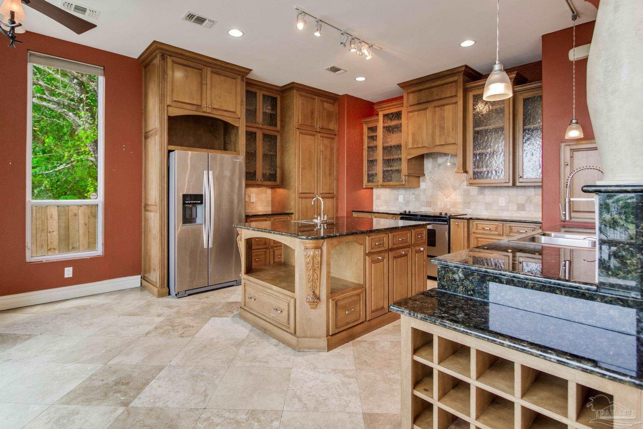 Pensacola, Florida, 32504, United States, 3 Bedrooms Bedrooms, ,4 BathroomsBathrooms,Residential,For Sale,1893551