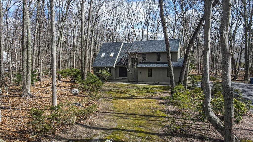 East Greenwich, Rhode Island, 02818, United States, 3 Bedrooms Bedrooms, ,3 BathroomsBathrooms,Residential,For Sale,1905846