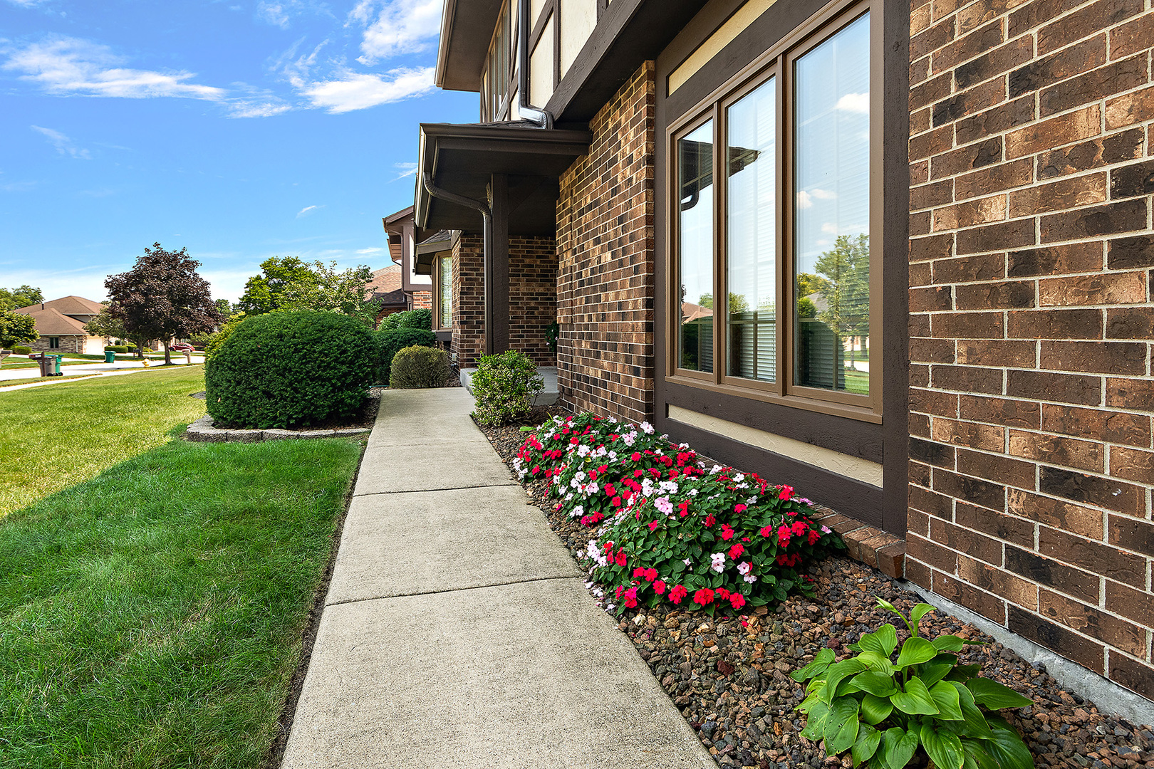Orland Park, Illinois, 60462, United States, 4 Bedrooms Bedrooms, ,3 BathroomsBathrooms,Residential,For Sale,1865002