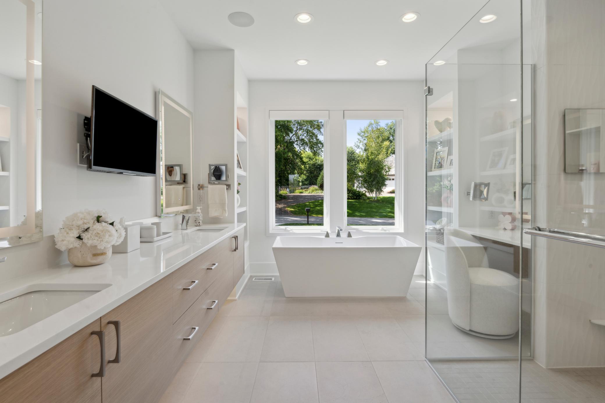 Chanhassen, Minnesota, 55317, United States, 4 Bedrooms Bedrooms, ,4 BathroomsBathrooms,Residential,For Sale,1994530