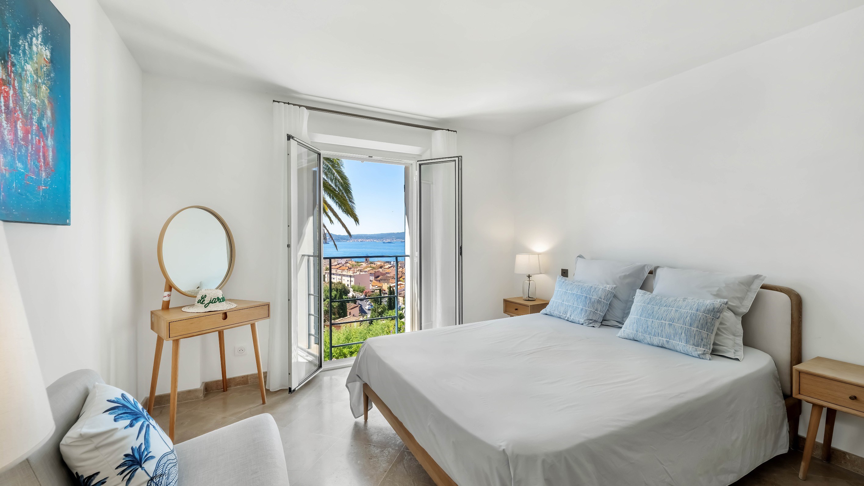  Luxury villa with panoramic Saint-Tropez views for sale in Sainte-Maxime - 物件實景