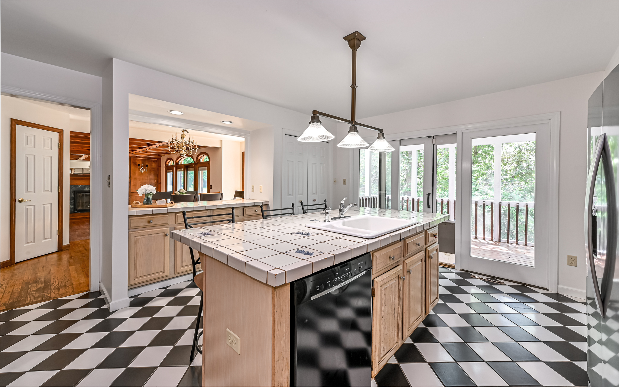  111 Timberwood Drive, Glenshaw, PA 15116 - 物件實景