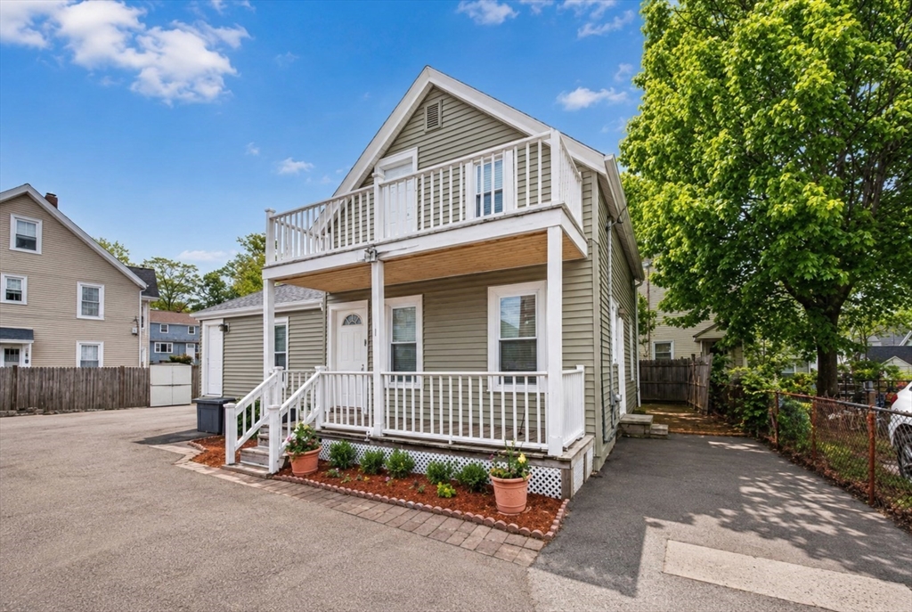 Boston, Massachusetts, 02136, United States, 3 Bedrooms Bedrooms, ,1 BathroomBathrooms,Residential,For Sale,2036481