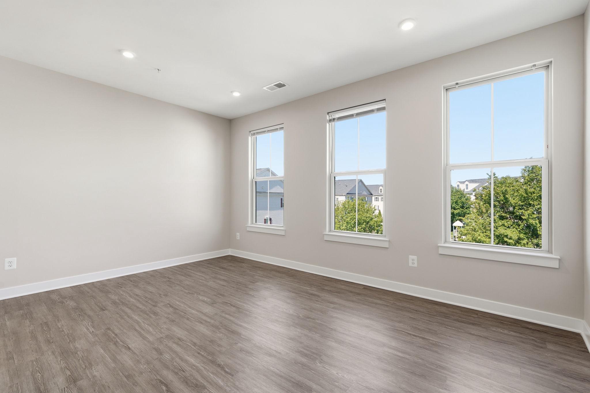  24728 Malibu Terrace, Sterling, VA, 20166 - 物件實景