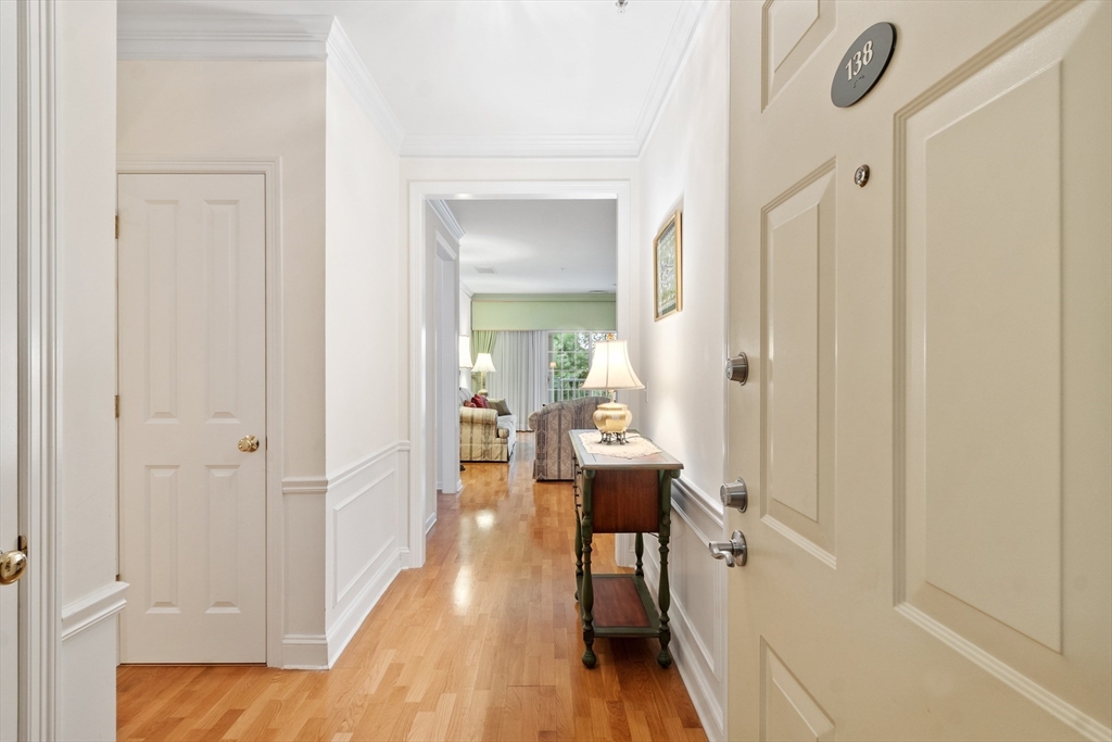 Andover, Massachusetts, 01810, United States, 2 Bedrooms Bedrooms, ,1 BathroomBathrooms,Residential,For Sale,1950822