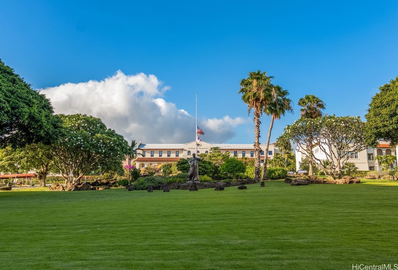 Honolulu, Hawaii, 96816, United States, 2 Bedrooms Bedrooms, ,2 BathroomsBathrooms,Residential,For Sale,1836905