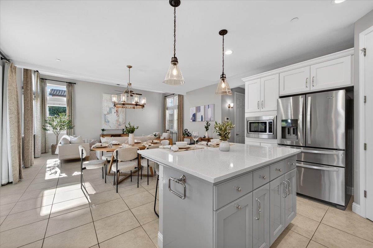 Fresno, California, 93730, United States, 3 Bedrooms Bedrooms, ,3 BathroomsBathrooms,Residential,For Sale,2008537