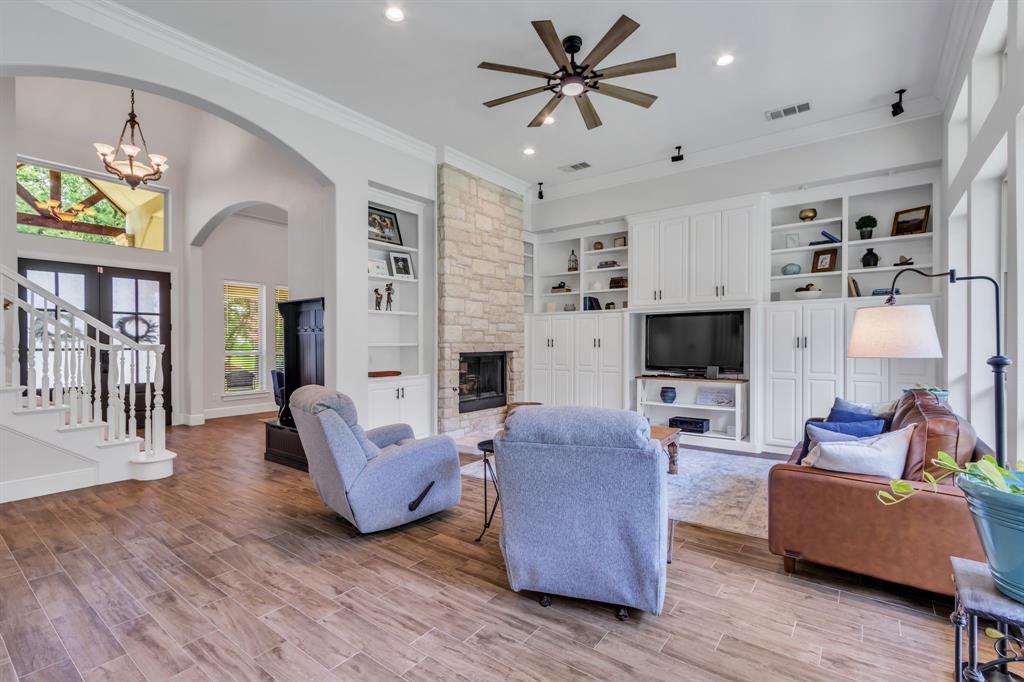 Flower Mound, Texas, 75022, United States, 5 Bedrooms Bedrooms, ,5 BathroomsBathrooms,Residential,For Sale,1895072