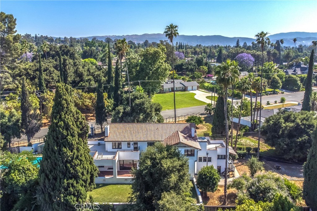 Redlands, California, 92373, United States, 5 Bedrooms Bedrooms, ,4 BathroomsBathrooms,Residential,For Sale,1982163