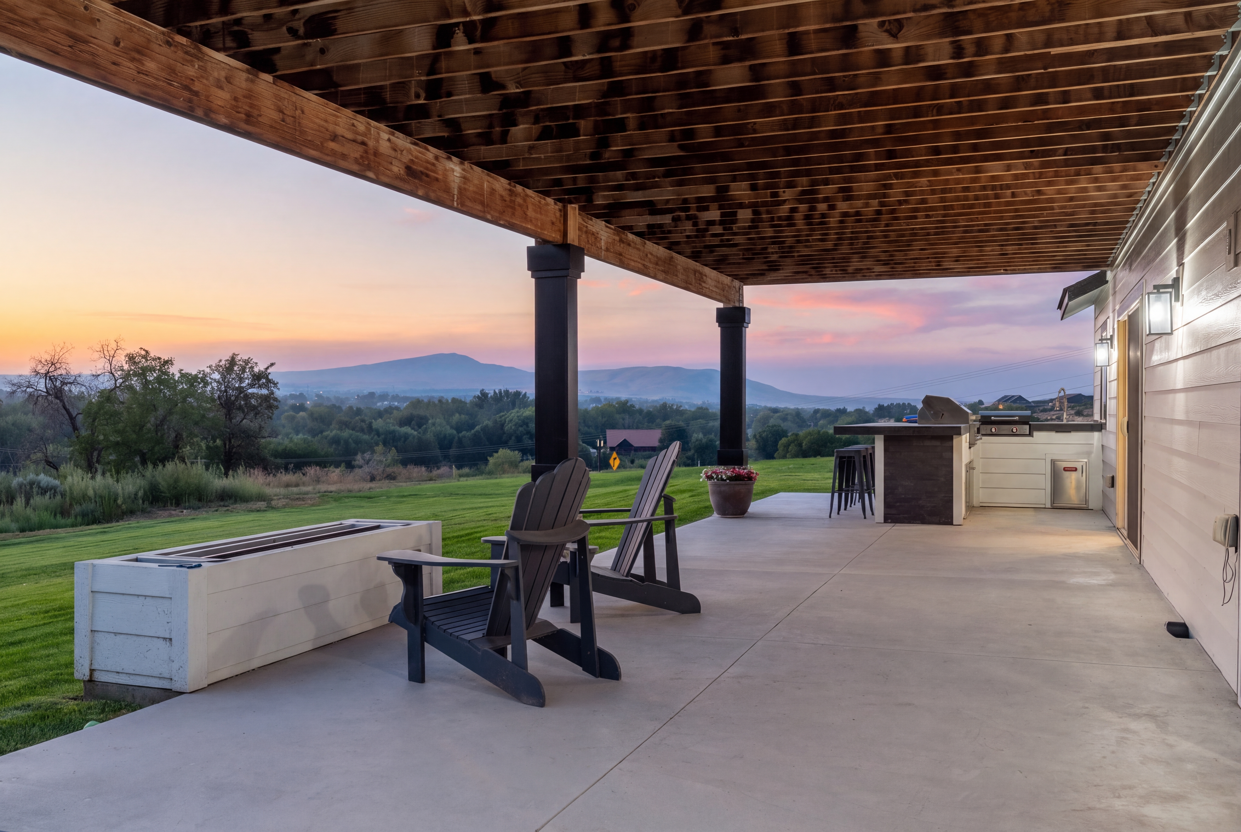  Country Living. Sunset Views. Close to Everything. - 物件實景