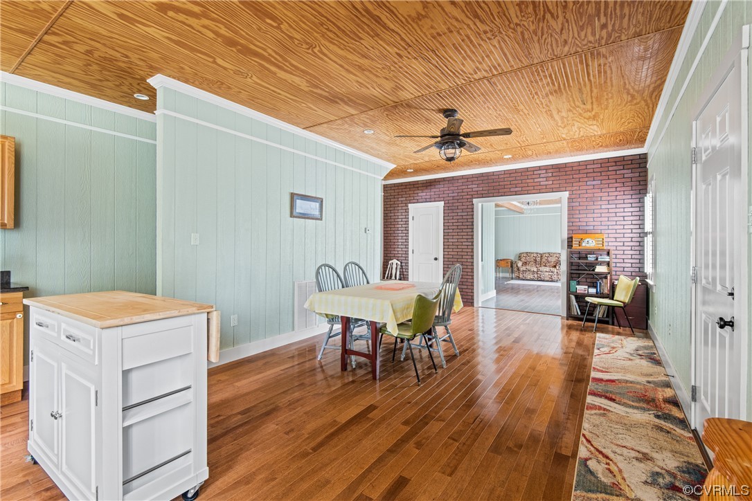 New Canton, Virginia, 23123, United States, 3 Bedrooms Bedrooms, ,2 BathroomsBathrooms,Residential,For Sale,1929008