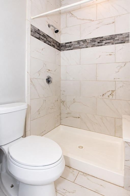 Salem, Massachusetts, 01970, United States, 3 Bedrooms Bedrooms, ,2 BathroomsBathrooms,Residential,For Sale,2049381