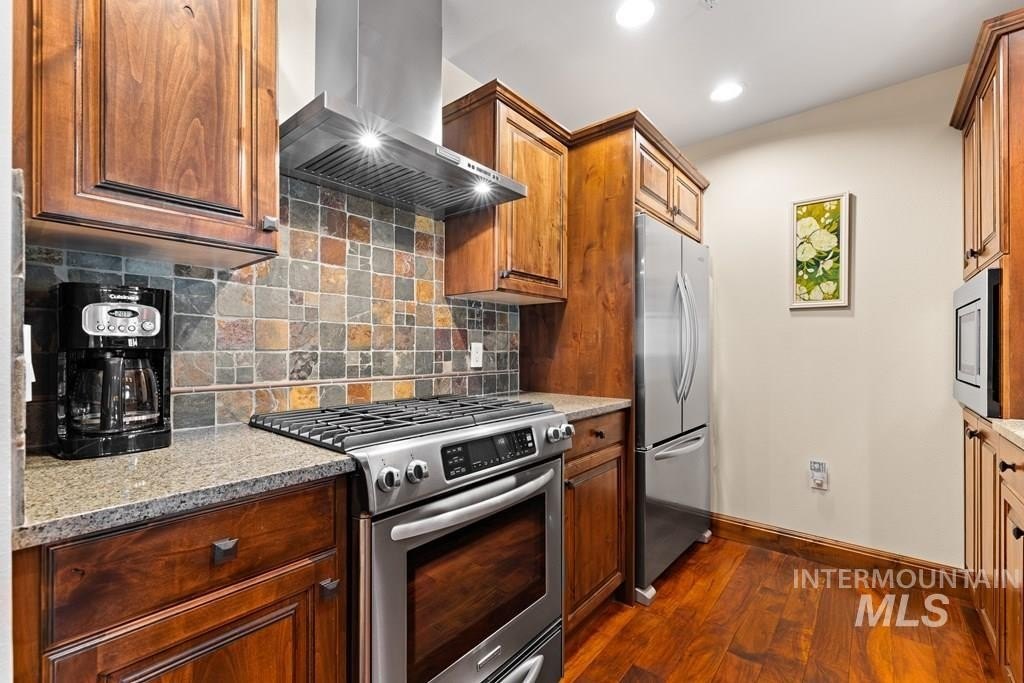 McCall, Idaho, 83638, United States, 2 Bedrooms Bedrooms, ,2 BathroomsBathrooms,Residential,For Sale,1979037