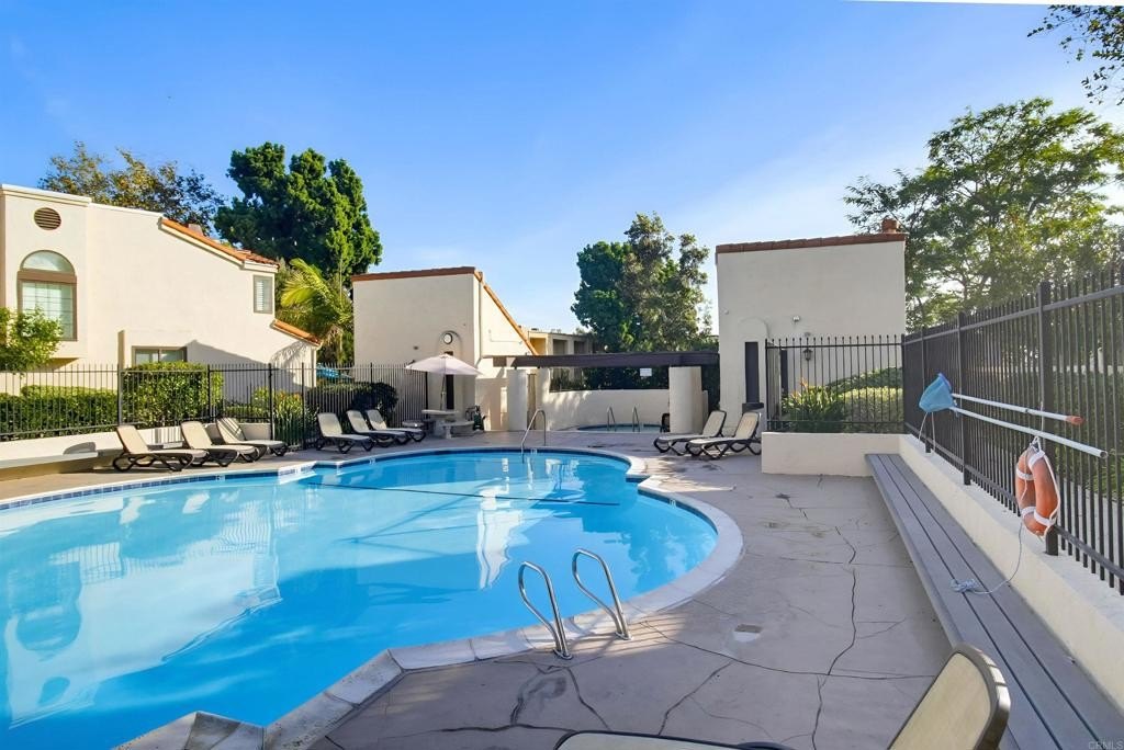 La Mesa, California, 91942, United States, 2 Bedrooms Bedrooms, ,2 BathroomsBathrooms,Residential,For Sale,1991099