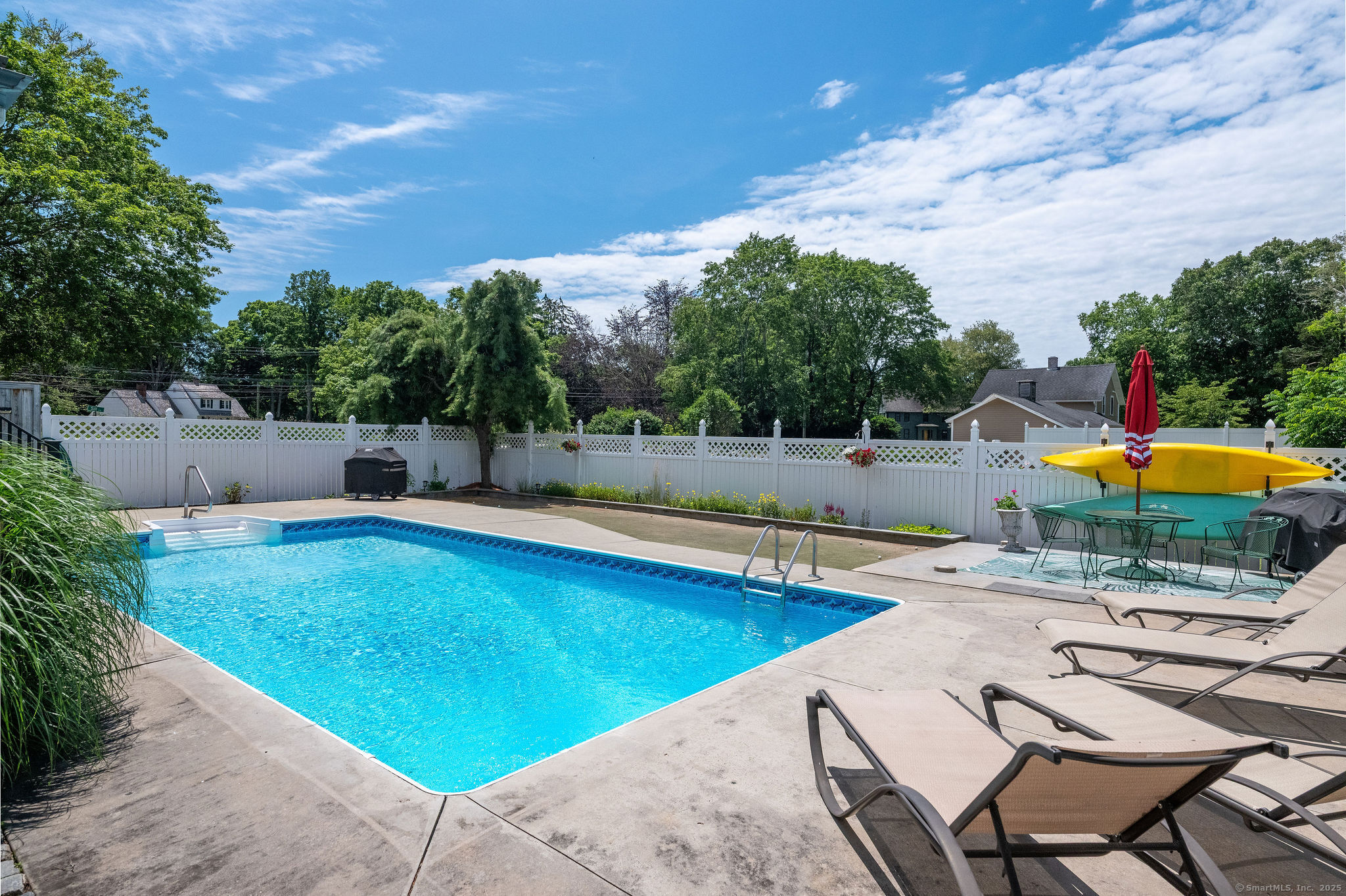 Old Lyme, Connecticut, 06371, United States, 4 Bedrooms Bedrooms, ,2 BathroomsBathrooms,Residential,For Sale,1998441