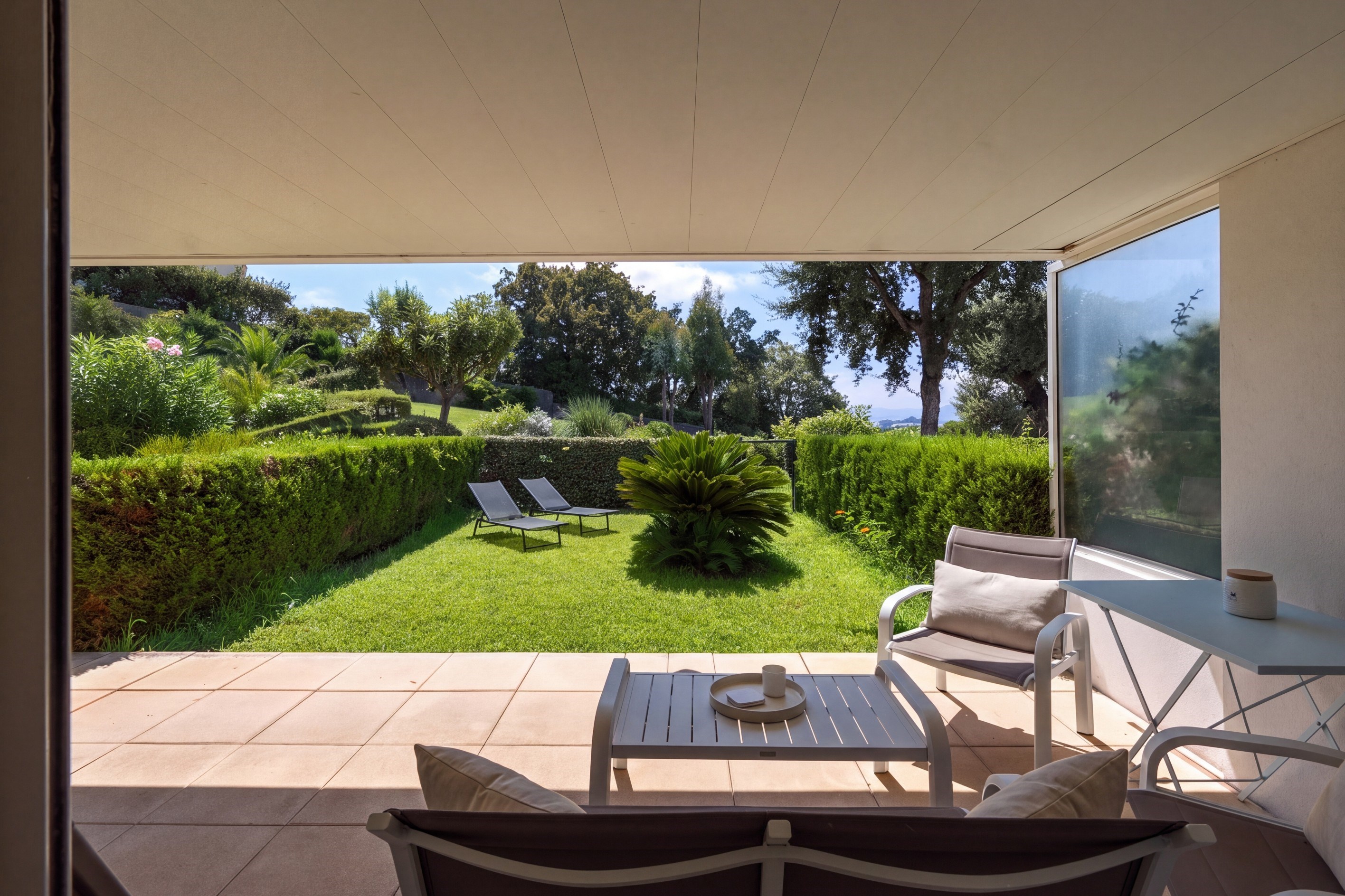  Cannes La Californie, one bedroom apartment with south facing terrace and garden - 物件實景