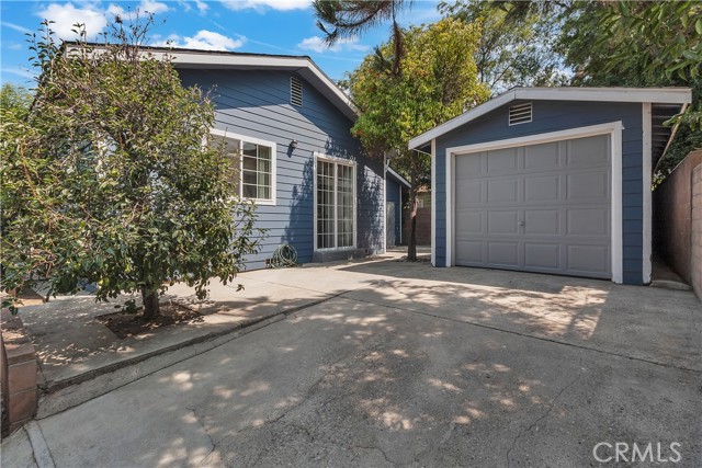 Los Angeles, California, 90042, United States, 2 Bedrooms Bedrooms, ,2 BathroomsBathrooms,Residential,For Sale,1893360