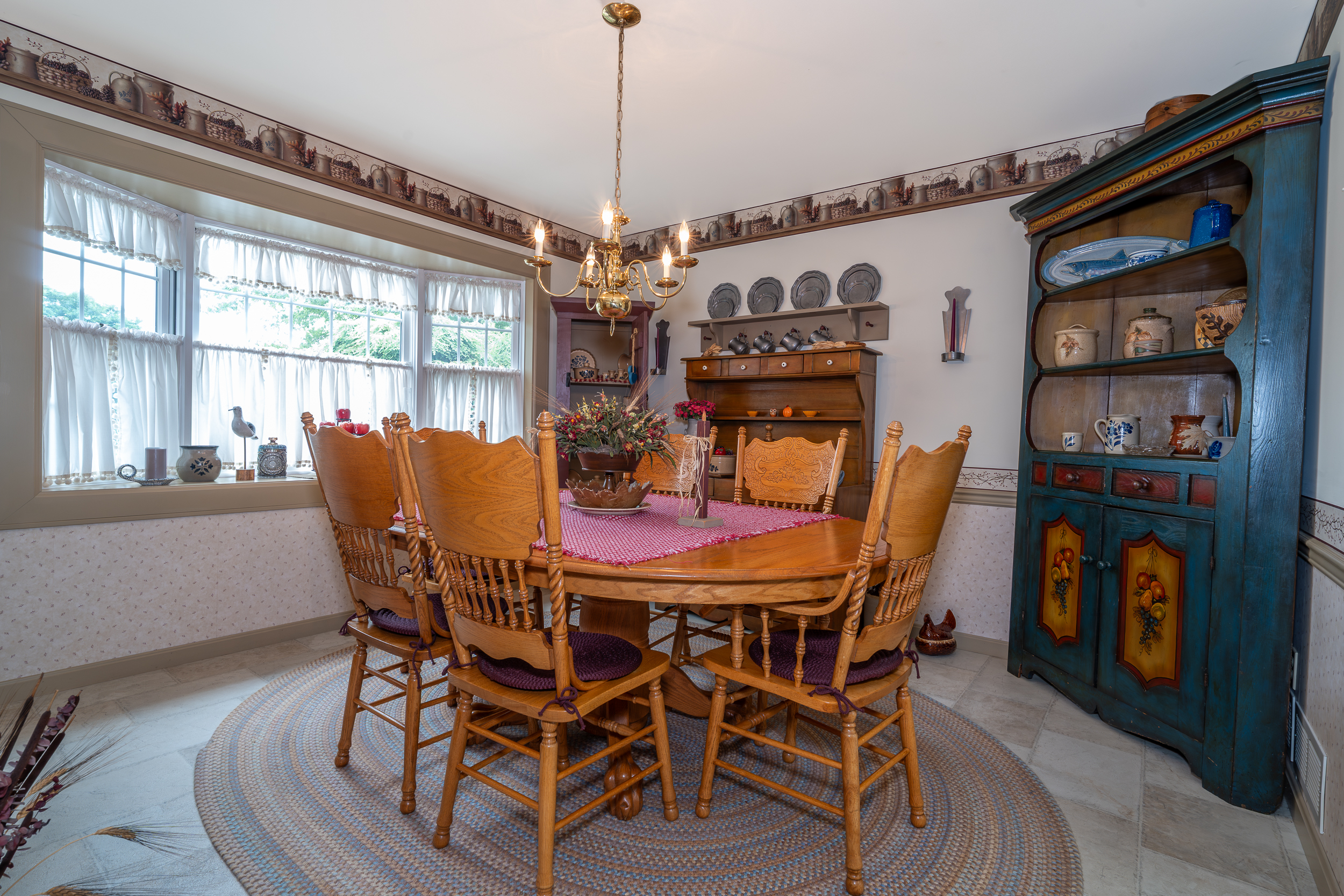 Muncy, Pennsylvania, 17756, United States, 4 Bedrooms Bedrooms, ,3 BathroomsBathrooms,Residential,For Sale,1979648