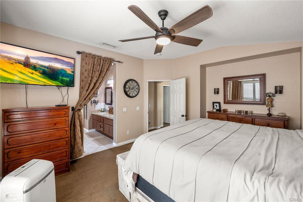 Riverside, California, 92503, United States, 4 Bedrooms Bedrooms, ,2 BathroomsBathrooms,Residential,For Sale,1996402