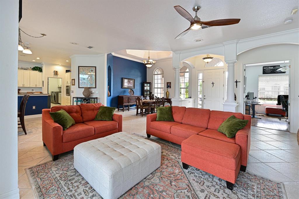 Bradenton, Florida, 34212, United States, 4 Bedrooms Bedrooms, ,3 BathroomsBathrooms,Residential,For Sale,1848553