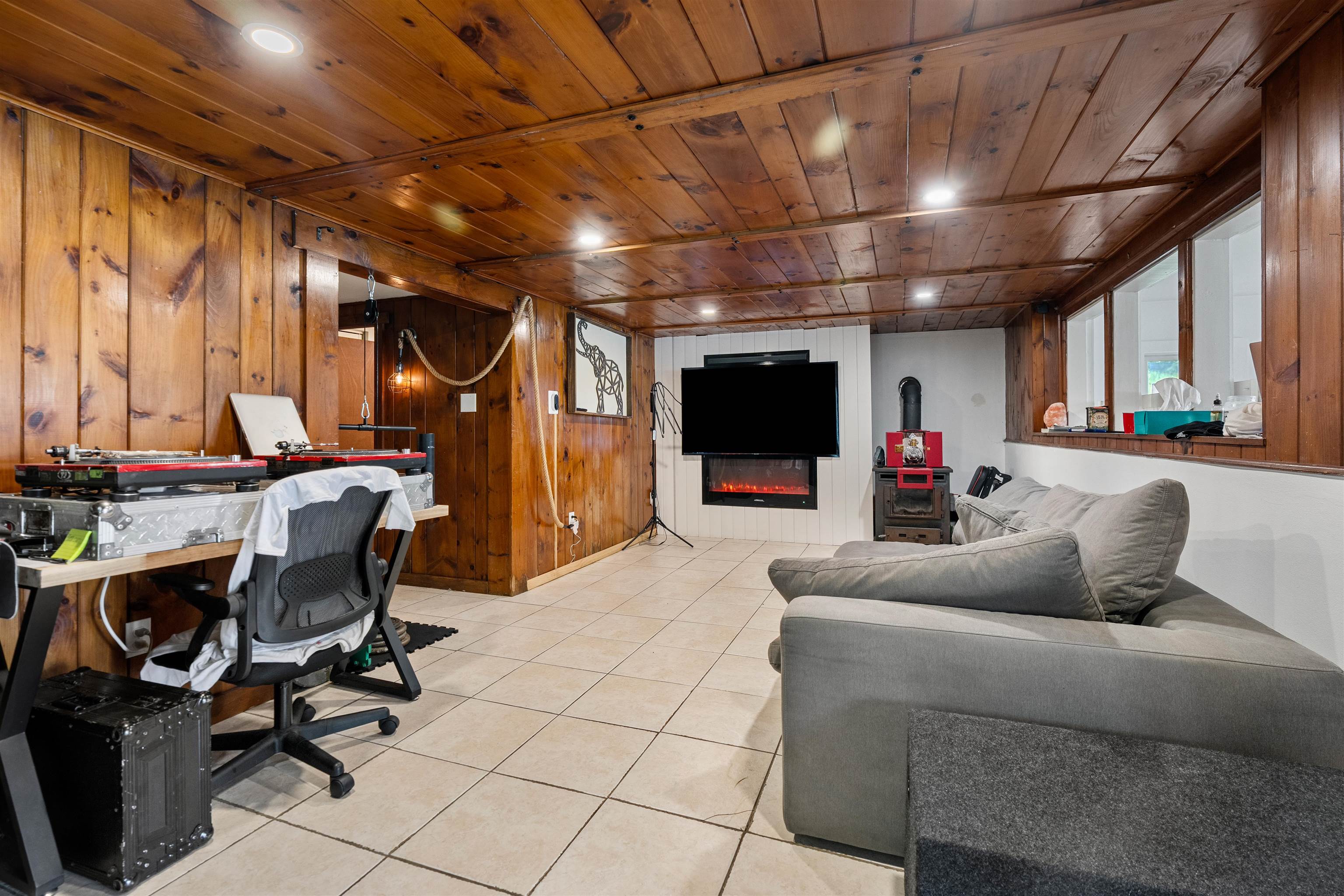 Windham, New Hampshire, 03087, United States, 2 Bedrooms Bedrooms, ,2 BathroomsBathrooms,Residential,For Sale,1919852