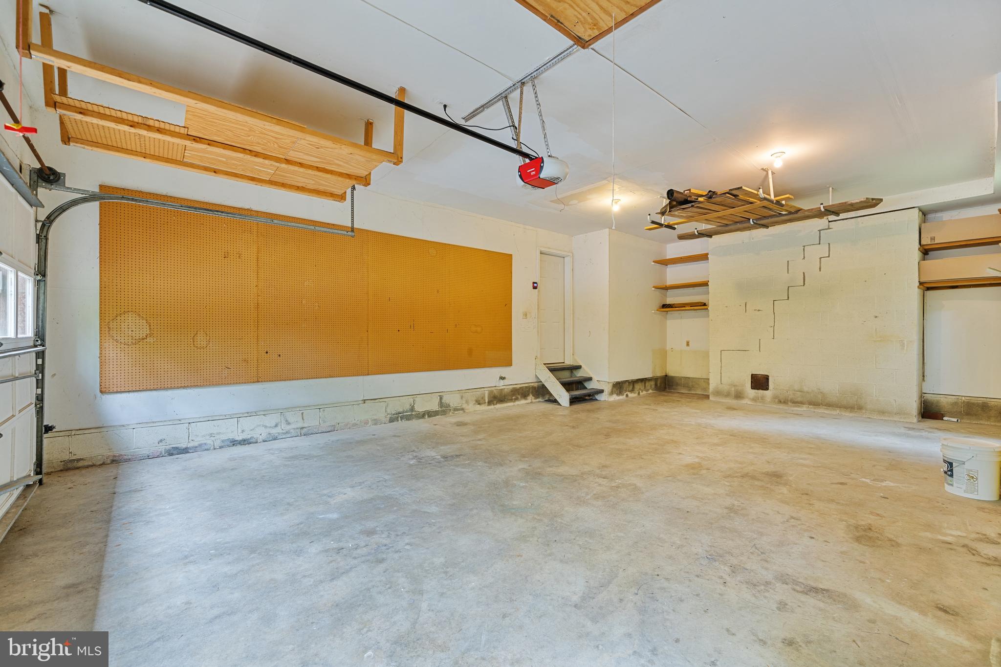 La Plata, Maryland, 20646, United States, 5 Bedrooms Bedrooms, ,4 BathroomsBathrooms,Residential,For Sale,1994243