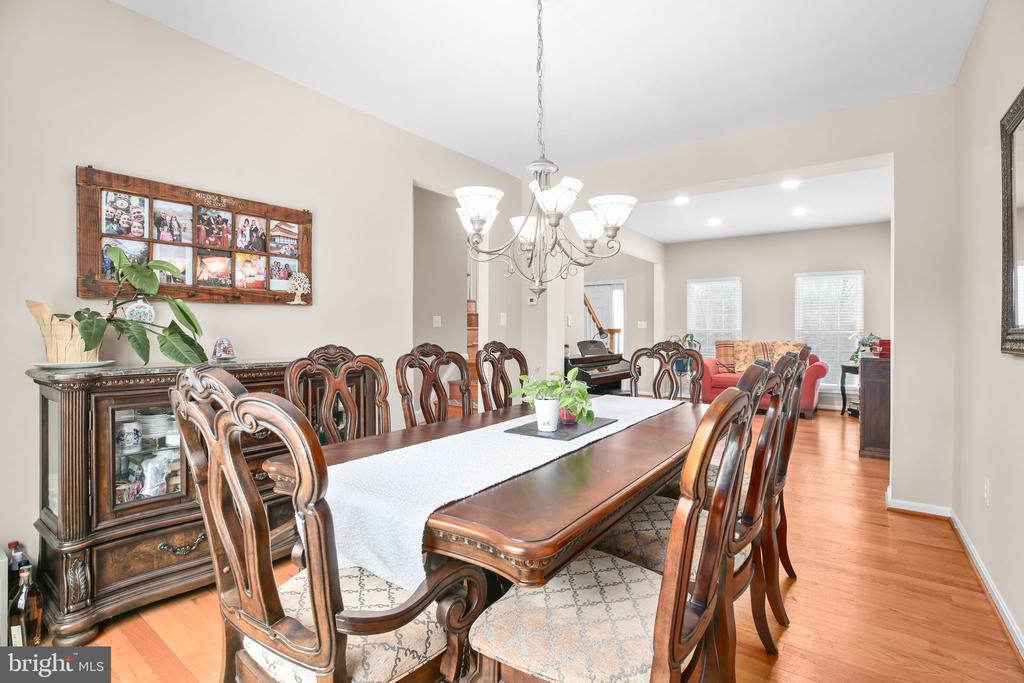 Stafford, Virginia, 22554, United States, 4 Bedrooms Bedrooms, ,4 BathroomsBathrooms,Residential,For Sale,2013992