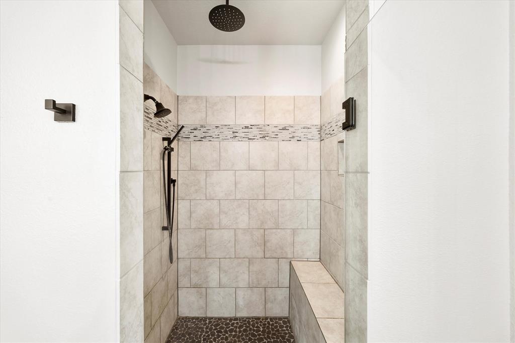 Caddo Mills, Texas, 75135, United States, 4 Bedrooms Bedrooms, ,2 BathroomsBathrooms,Residential,For Sale,1907350