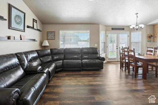 Tremonton, Utah, 84337, United States, 6 Bedrooms Bedrooms, ,3 BathroomsBathrooms,Residential,For Sale,1974496