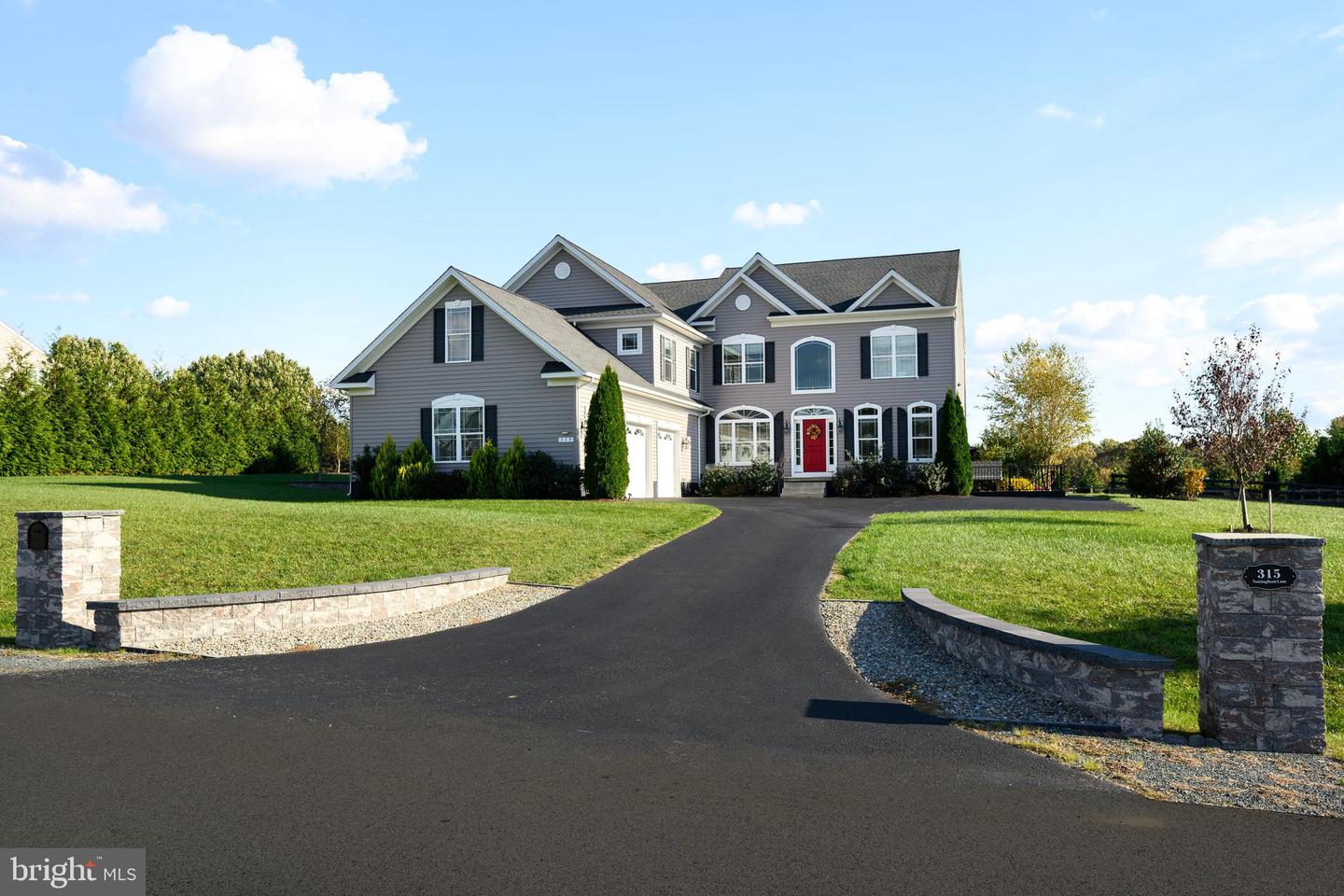 Queenstown, Maryland, 21658, United States, 5 Bedrooms Bedrooms, ,5 BathroomsBathrooms,Residential,For Sale,1988334