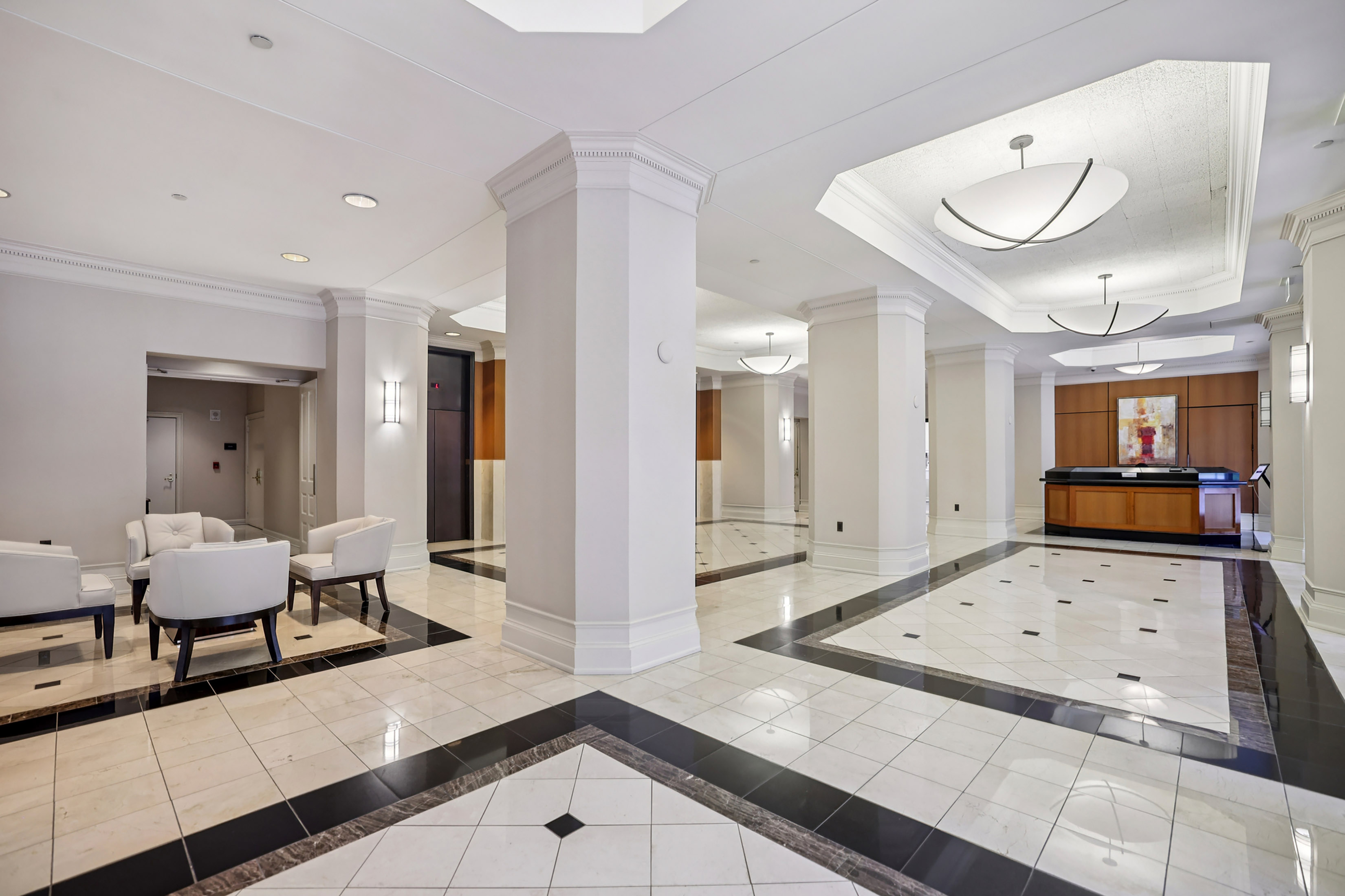  Welcome to Unit 2150 at The Oaks at Buckhead - 物件實景