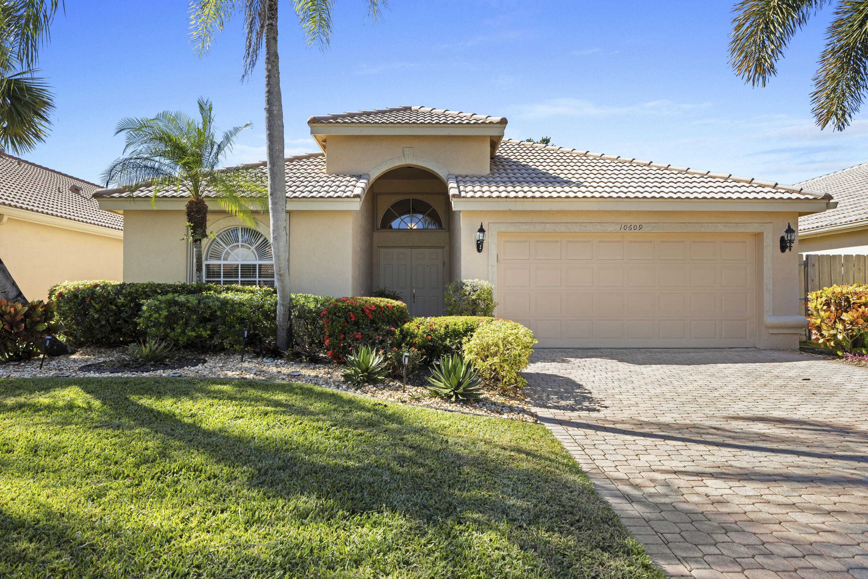 Boynton Beach, Florida, 33436, United States, 3 Bedrooms Bedrooms, ,2 BathroomsBathrooms,Residential,For Sale,1993562