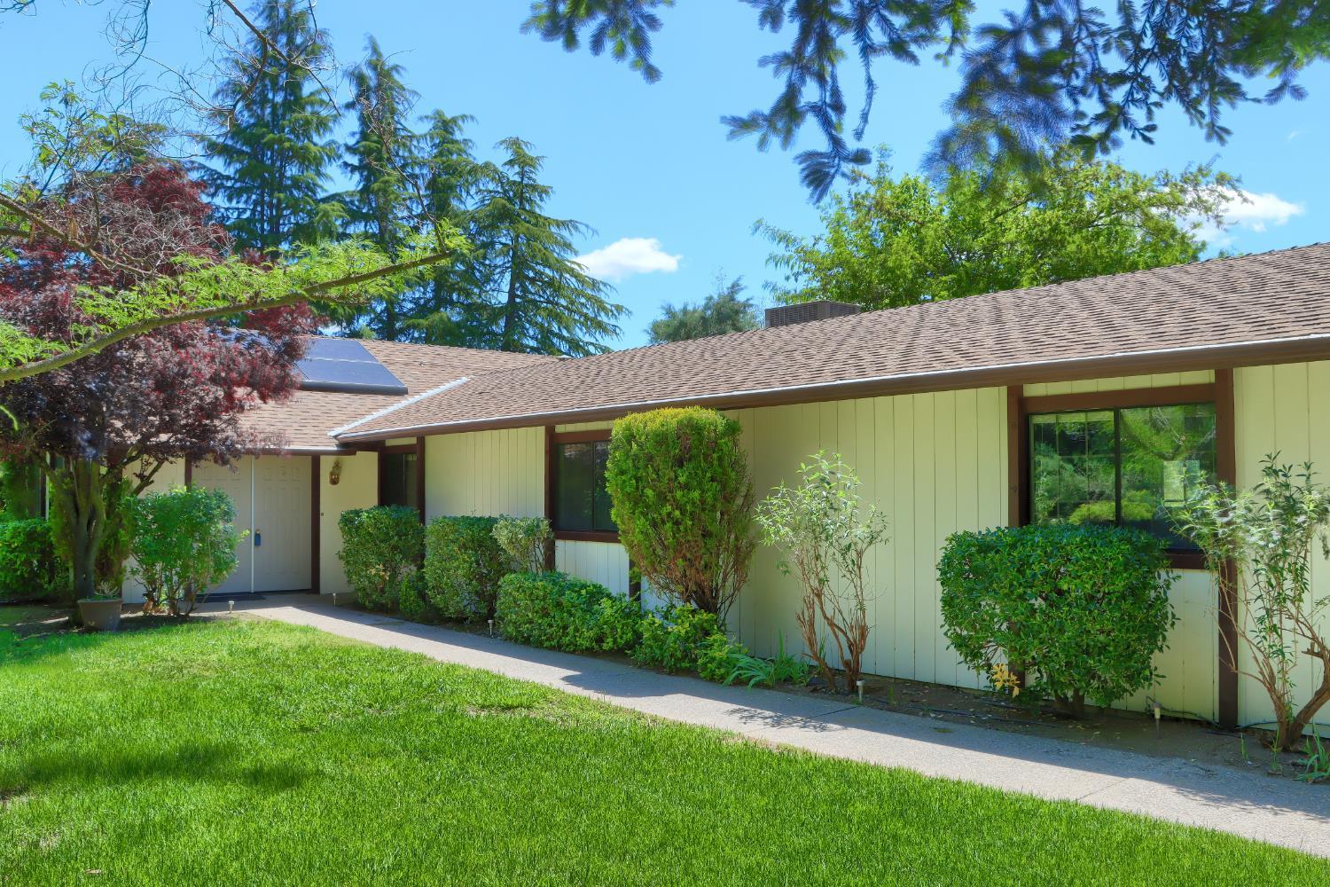 Ahwahnee, California, 93601, United States, 3 Bedrooms Bedrooms, ,2 BathroomsBathrooms,Residential,For Sale,1915922