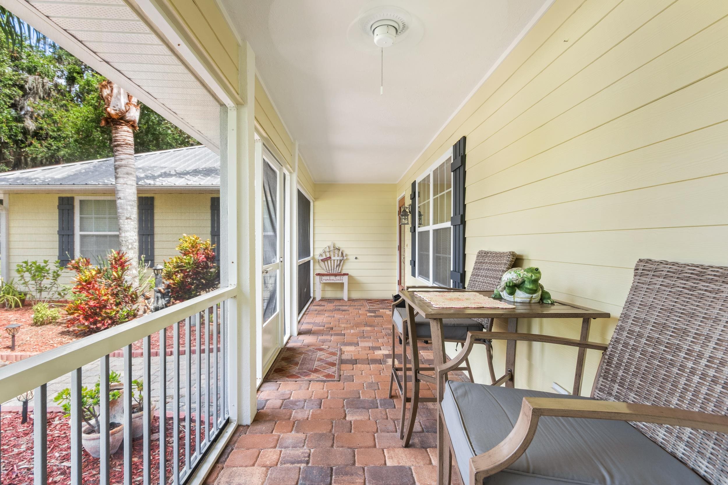 East Palatka, Florida, 32131, United States, 3 Bedrooms Bedrooms, ,2 BathroomsBathrooms,Residential,For Sale,1983358