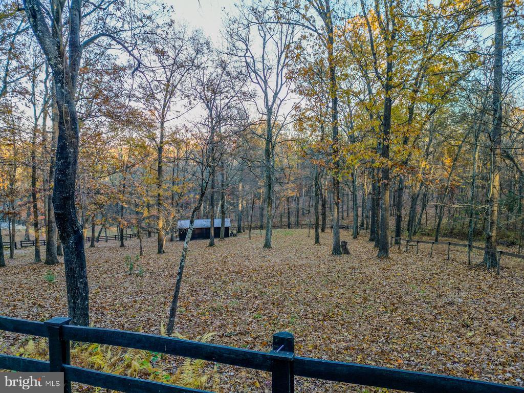 Paw Paw, West Virginia, 25434, United States, 3 Bedrooms Bedrooms, ,3 BathroomsBathrooms,Residential,For Sale,1989238