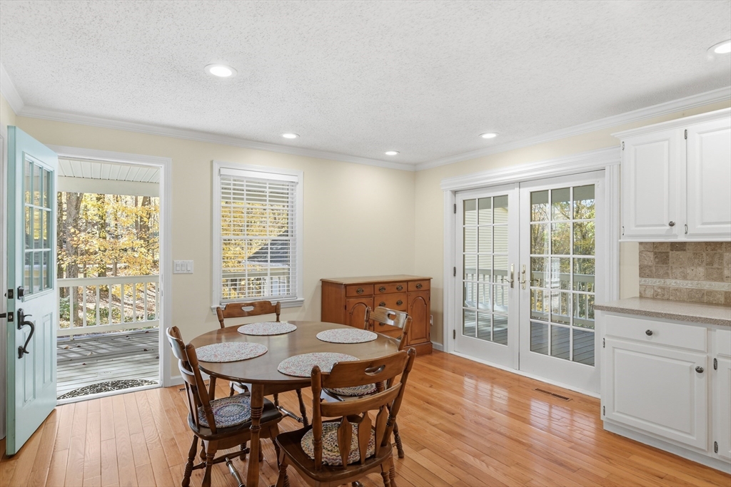 Monson, Massachusetts, 01057, United States, 4 Bedrooms Bedrooms, ,3 BathroomsBathrooms,Residential,For Sale,1969322