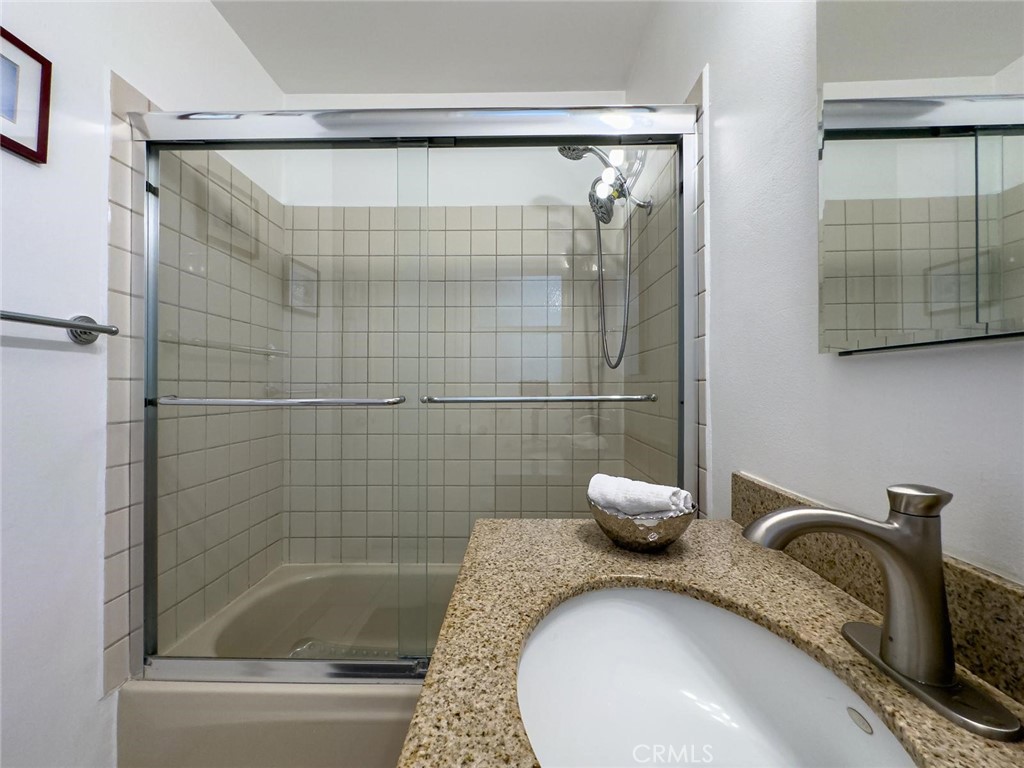 Huntington Beach, California, 92649, United States, 3 Bedrooms Bedrooms, ,2 BathroomsBathrooms,Residential,For Sale,2042860