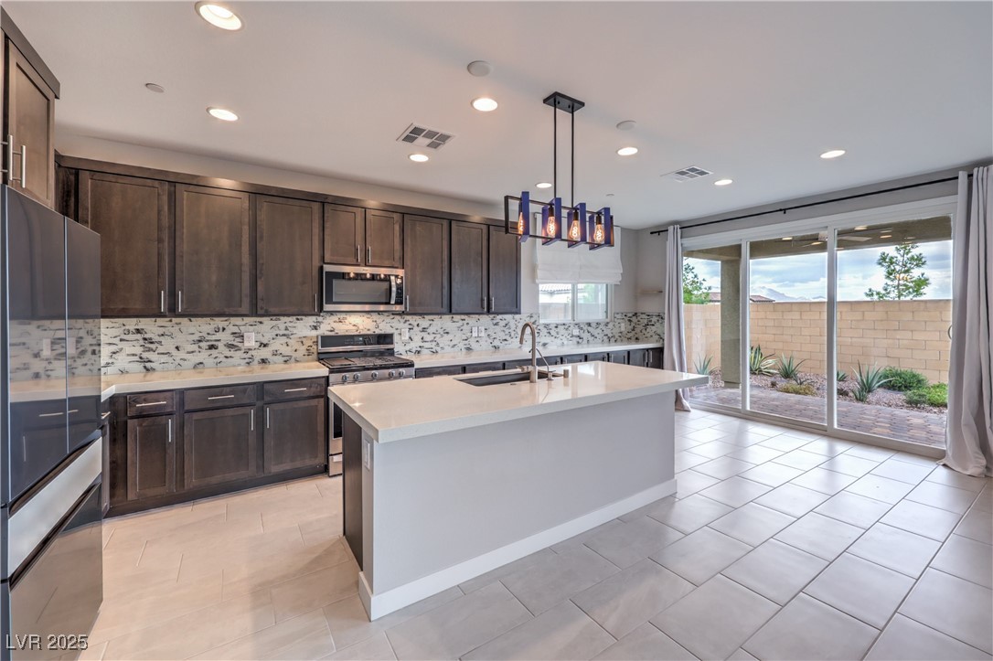 Las Vegas, Nevada, 89166, United States, 3 Bedrooms Bedrooms, ,3 BathroomsBathrooms,Residential,For Sale,1966892