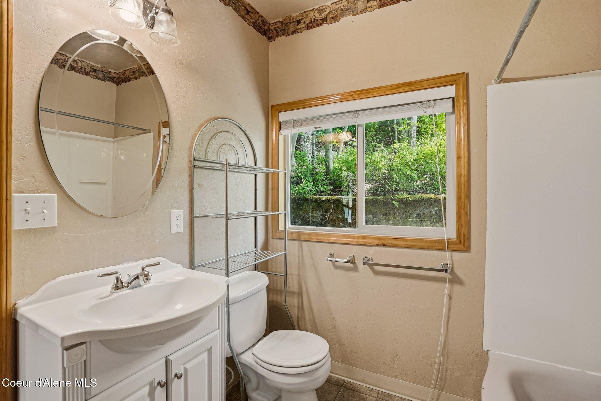 Rathdrum, Idaho, 83858, United States, 2 Bedrooms Bedrooms, ,1 BathroomBathrooms,Residential,For Sale,2049182
