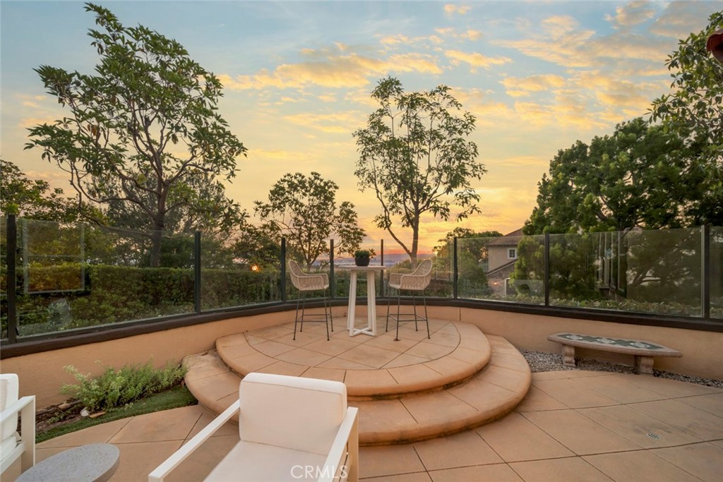 Newport Coast, California, 92657, United States, 5 Bedrooms Bedrooms, ,4 BathroomsBathrooms,Residential,For Sale,1991389