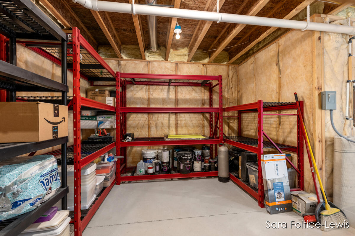 Grand Rapids, Michigan, 49512, United States, 4 Bedrooms Bedrooms, ,4 BathroomsBathrooms,Residential,For Sale,1976019