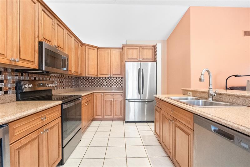 Plantation, Florida, 33322, United States, 4 Bedrooms Bedrooms, ,2 BathroomsBathrooms,Residential,For Sale,1829242