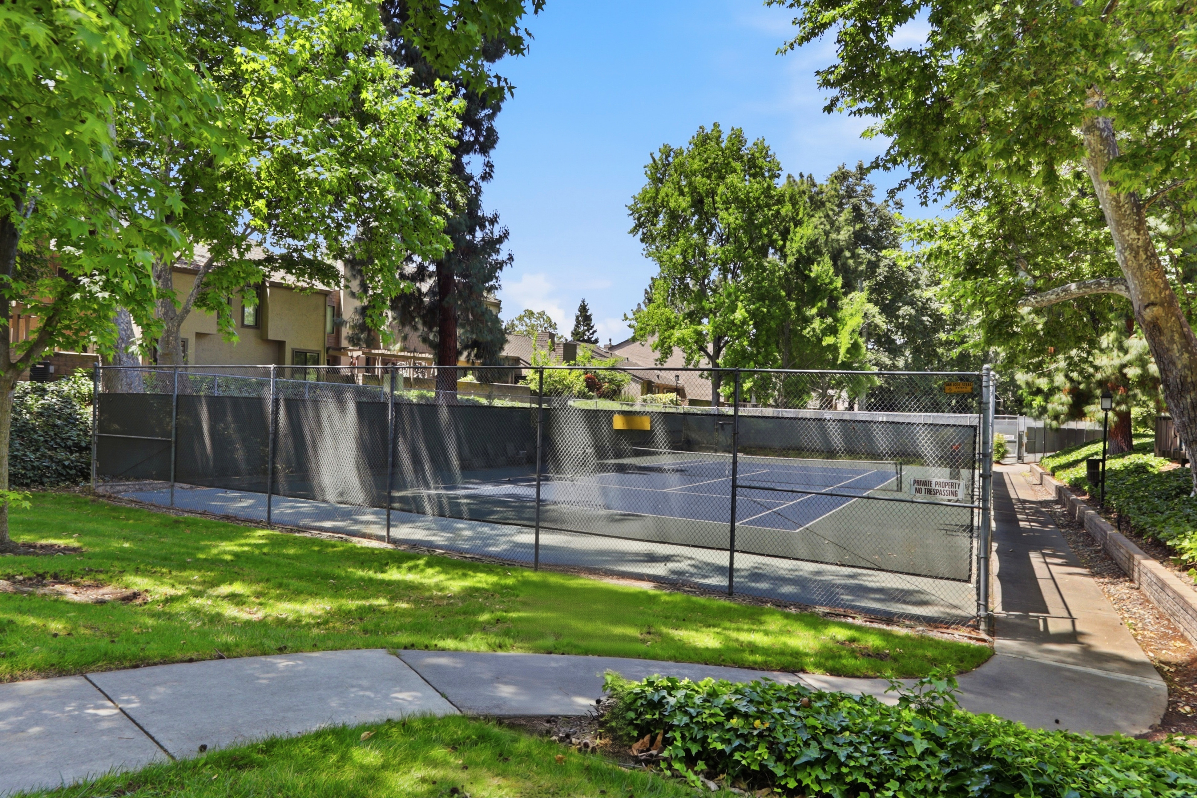  Updated Willow Glen Townhome - 物件實景