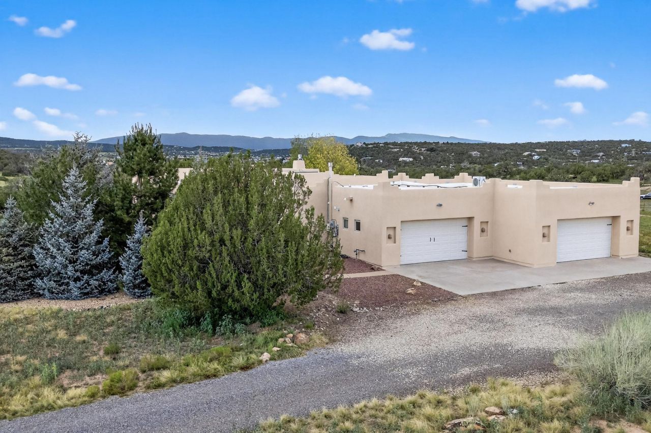 Edgewood, New Mexico, 87015, United States, 3 Bedrooms Bedrooms, ,4 BathroomsBathrooms,Residential,For Sale,1906900