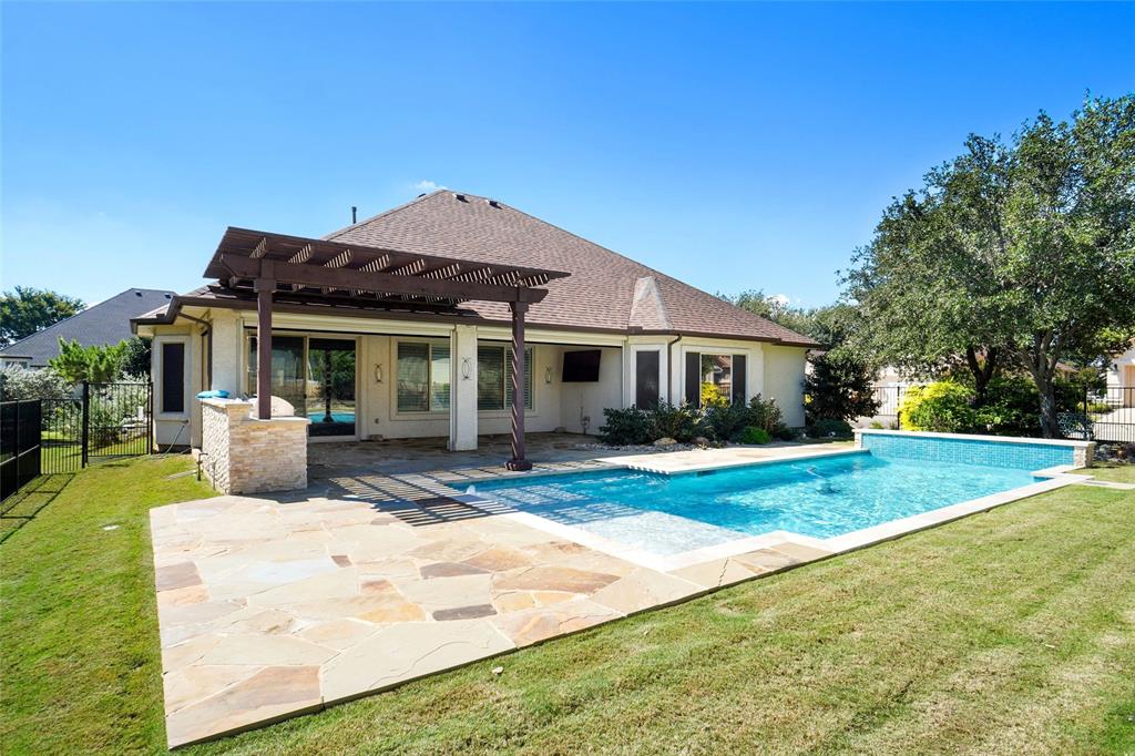 Denton, Texas, 76207, United States, 2 Bedrooms Bedrooms, ,3 BathroomsBathrooms,Residential,For Sale,1981662