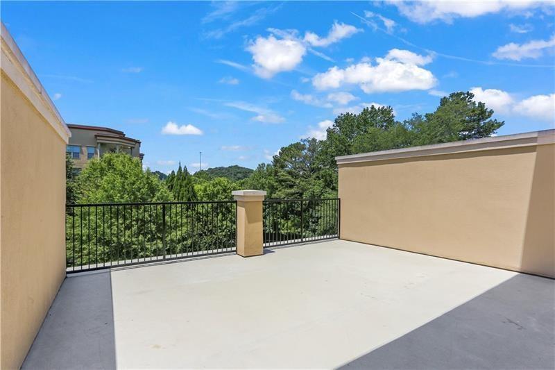 Atlanta, Georgia, 30339, United States, 4 Bedrooms Bedrooms, ,5 BathroomsBathrooms,Residential,For Sale,1760221